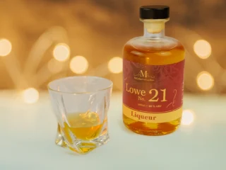 Lowe No.21 - Bottles and Glass - 500ml